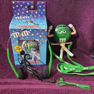 Vintage M&M's Green Character Radio with Headphones Groovy Green Radio